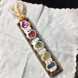 Gift set of 5 mini ceramic heart scented candle holders